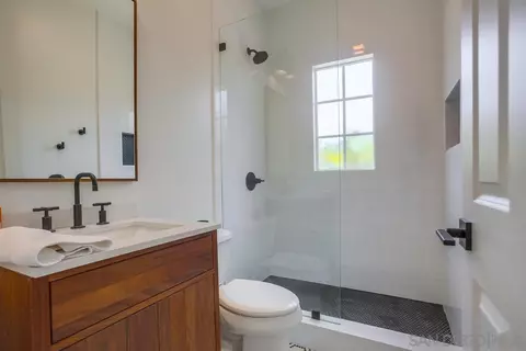 Bath - 431 N Cedros Ave, Solana Beach, CA 92075 photo 1 of 4