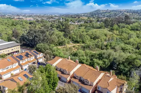 View/Area - 9061 Calle Del Verde, Santee, CA 92071 photo 3 of 12