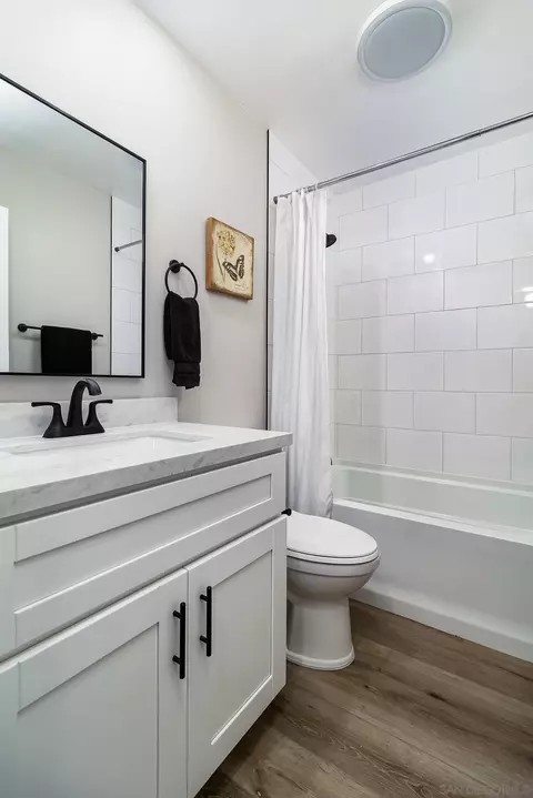 Bath - 9061 Calle Del Verde, Santee, CA 92071 photo 4 of 4