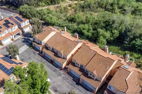 View/Area - 9061 Calle Del Verde, Santee, CA 92071 photo 4 of 12