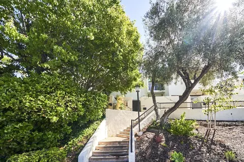 6741 Caminito Del Greco, San Diego, CA 92120