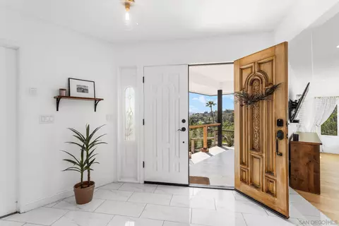 9833 Edgar Pl, La Mesa, CA 91941 photo 6