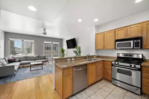 450 J St #3371, San Diego, CA 92101