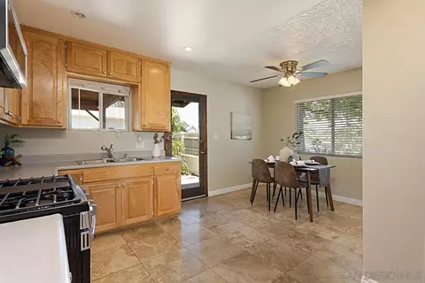 535 S Elm St, Escondido, CA 92025 photo 17