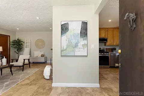 535 S Elm St, Escondido, CA 92025 photo 5