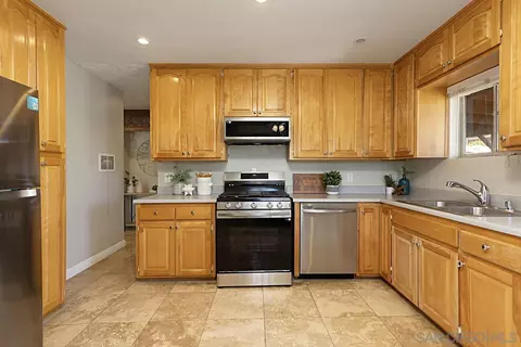 535 S Elm St, Escondido, CA 92025 photo 15