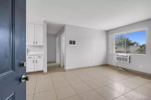 9062 Kenwood Dr, Spring Valley, CA 91977 photo 10