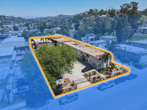 9062 Kenwood Dr, Spring Valley, CA 91977 photo 2