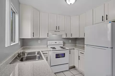 9062 Kenwood Dr, Spring Valley, CA 91977 photo 13