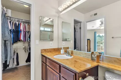 9827 Bright St, Spring Valley, CA 91977 photo 32