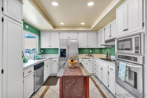 9827 Bright St, Spring Valley, CA 91977 photo 7