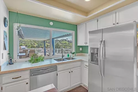9827 Bright St, Spring Valley, CA 91977 photo 12