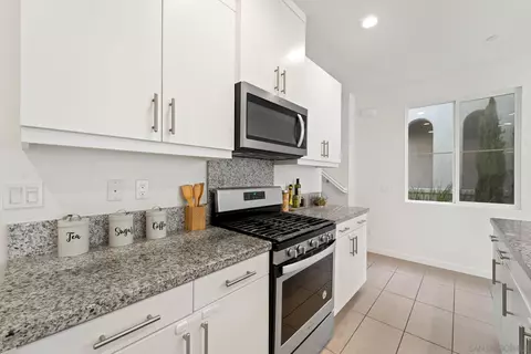 4118 Vela Way, Oceanside, CA 92057 photo 9