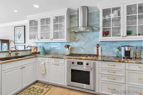 Kitchen - 101 Spinnaker Ct, Del Mar, CA 92014 photo 4 of 5