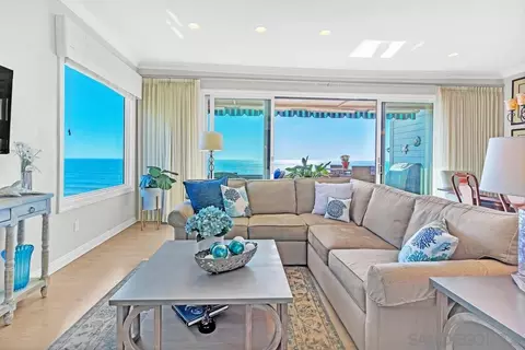 Living - 101 Spinnaker Ct, Del Mar, CA 92014 photo 3 of 5