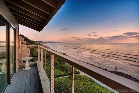 View/Area - 101 Spinnaker Ct, Del Mar, CA 92014 photo 4 of 7