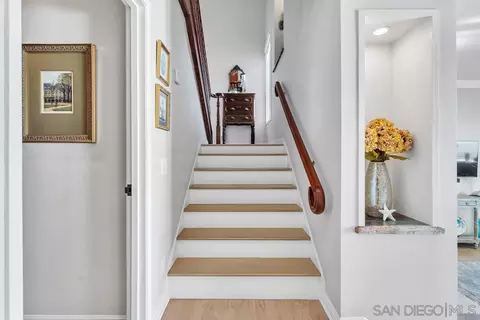 Entry Way - 101 Spinnaker Ct, Del Mar, CA 92014 photo 1 of 3