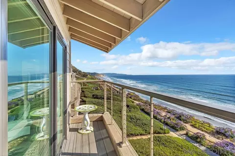 View/Area - 101 Spinnaker Ct, Del Mar, CA 92014 photo 1 of 7