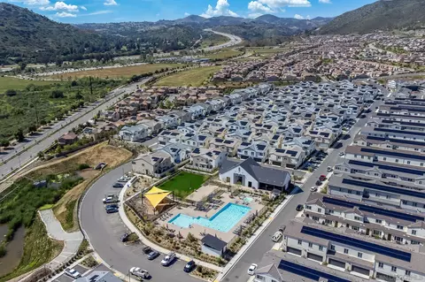 View/Area - 35168 Grove Trl, Fallbrook, CA 92028 photo 8 of 9