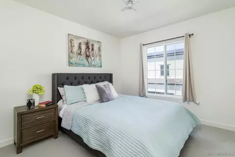 Bedroom - 35168 Grove Trl, Fallbrook, CA 92028 photo 4 of 5