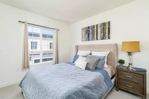 Bedroom - 35168 Grove Trl, Fallbrook, CA 92028 photo 5 of 5