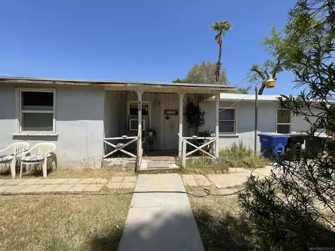 751 W 8th St, Holtville, CA 92250