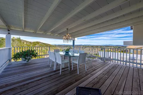5971 Desert View Dr, La Jolla, CA 92037 photo 9