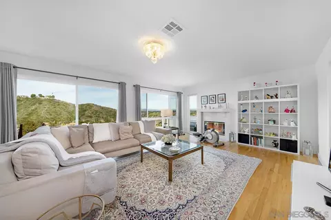 5971 Desert View Dr, La Jolla, CA 92037 photo 30