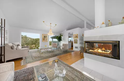 5971 Desert View Dr, La Jolla, CA 92037 photo 23