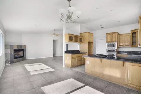 Living - 1273 Campo, Jacumba, CA 91934 photo 4 of 6