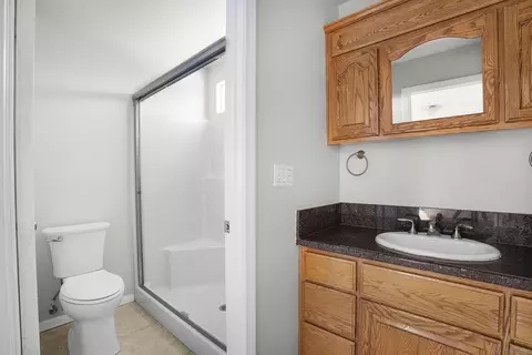 Bath - 1273 Campo, Jacumba, CA 91934 photo 2 of 2
