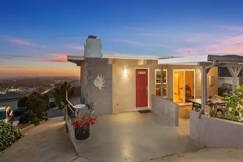 4343 Summit Dr, La Mesa, CA 91941 photo 2