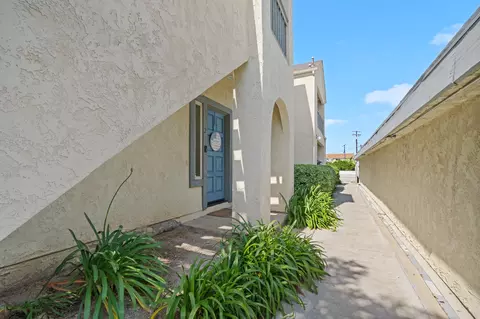 8605 Arminda Cir #2, Santee, CA 92071 photo 2