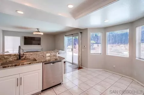 9185 Lake Valley Rd, El Cajon, CA 92021 photo 14