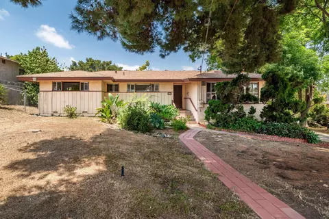 69 E I St, Chula Vista, CA 91910 photo 2