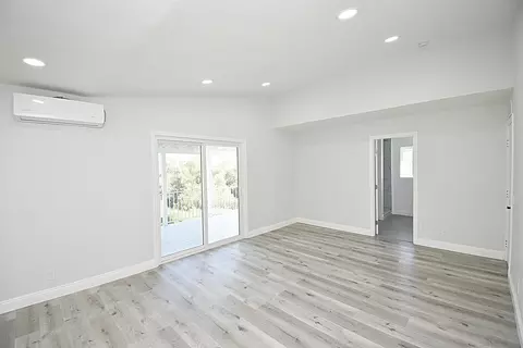 Living - 11393 Posthill Rd, Lakeside, CA 92040 photo 6 of 11