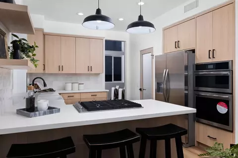 Kitchen - 2122 Opal Rdg, Vista, CA 92081 photo 3 of 3