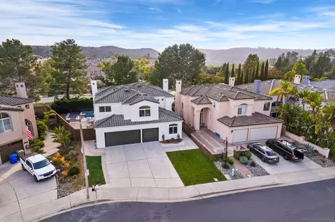 View/Area - 2122 Opal Rdg, Vista, CA 92081 photo 2 of 9