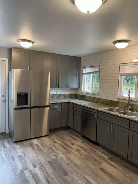 Kitchen - 1104 Oak Dr, Vista, CA 92084 photo 2 of 3