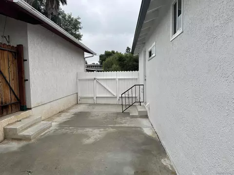 Exterior - 1104 Oak Dr, Vista, CA 92084 photo 25 of 28