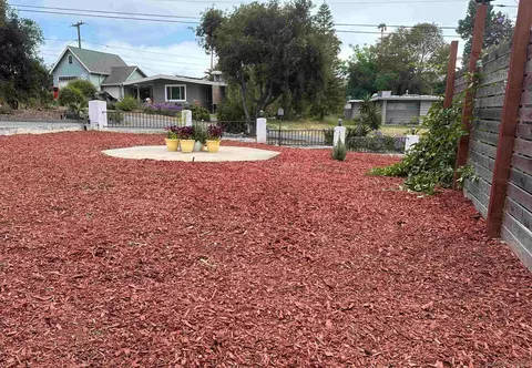 Exterior - 1104 Oak Dr, Vista, CA 92084 photo 14 of 28