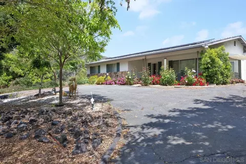 3142 Kaywood Dr, Escondido, CA 92026