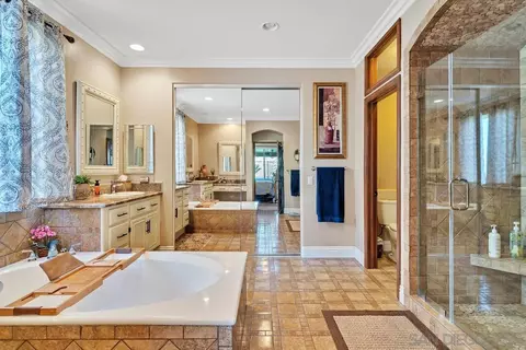 Bath - 45846 Paseo Gallante, Temecula, CA 92592 photo 6 of 6