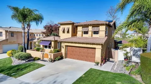 Exterior - 45846 Paseo Gallante, Temecula, CA 92592 photo 17 of 19