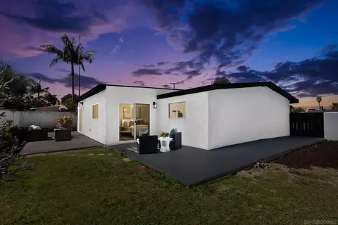 Exterior - 981 Grove Ave, Imperial Beach, CA 91932 photo 10 of 11