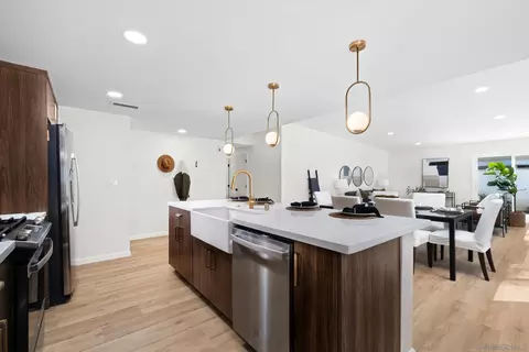Kitchen - 981 Grove Ave, Imperial Beach, CA 91932 photo 3 of 4