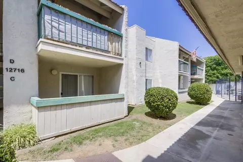 Exterior - 12716 Lakeshore Dr #L, Lakeside, CA 92040 photo 8 of 10