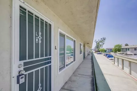 Exterior - 12716 Lakeshore Dr #L, Lakeside, CA 92040 photo 2 of 10
