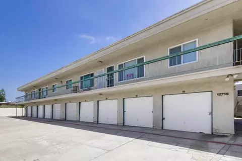 Exterior - 12716 Lakeshore Dr #L, Lakeside, CA 92040 photo 3 of 10