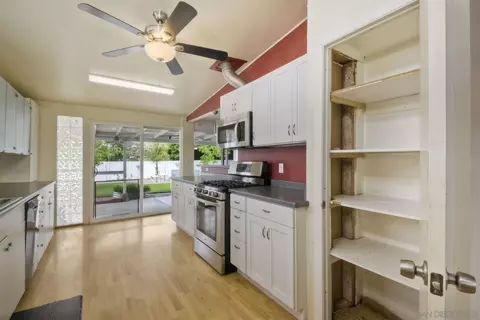 13816 Tobiasson Rd, Poway, CA 92064 photo 12